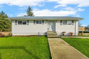 $739,000 - <strong>271 Stanford Ave, (PQ Parksville)</strong><br>Parksville/Qualicum British Columbia, V9P 1L7