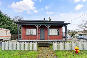 $460,000 - <strong>203 Prideaux St, (Na Old City)</strong><br>Nanaimo British Columbia, V9R 2M9