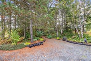 $999,900 - <strong>815 Spider Lake Rd, (PQ Qualicum North)</strong><br>Parksville/Qualicum British Columbia, V9K 2L7