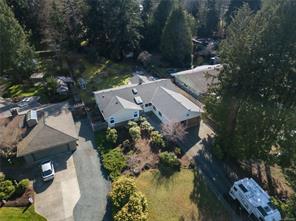 $979,000 - <strong>749 Canyon Crescent Rd, (PQ Qualicum Beach)</strong><br>Parksville/Qualicum British Columbia, V9K 1L2