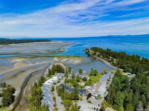 $2,400,000 - <strong>1600 Stroulger Rd, (PQ Nanoose)</strong><br>Parksville/Qualicum British Columbia, V9P 9B7