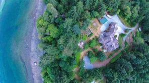 $2,398,800 - <strong>5151 Island Hwy, (PQ Qualicum North)</strong><br>Parksville/Qualicum British Columbia, V9K 1Z1
