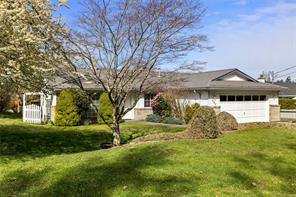 $729,900 - <strong>669 Doehle Ave, (PQ Parksville)</strong><br>Parksville/Qualicum British Columbia, V9P 1C1