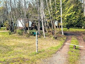 $385,000 - <strong>4565 Callow Rd, (PQ Bowser/Deep Bay)</strong><br>Parksville/Qualicum British Columbia, V0R 1G0