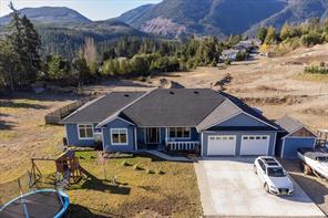$1,249,000 - <strong>1665 Meadowood Way, (PQ Little Qualicum River Village)</strong><br>Parksville/Qualicum British Columbia, V9K 2S3