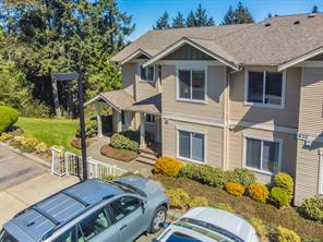 $524,900 - 830 Varsity Way<br>British Columbia, V9R 0A4