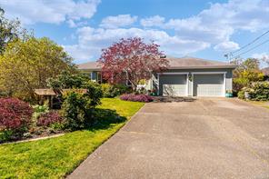 $1,200,000 - <strong>546 Johnstone Rd, (PQ French Creek)</strong><br>Parksville/Qualicum British Columbia, V9P 2A5