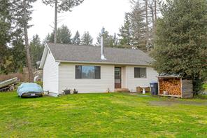 $649,900 - <strong>5580 Island Hwy, (PQ Qualicum North)</strong><br>Parksville/Qualicum British Columbia, V9K 2E7