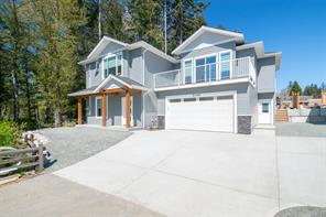 $979,900 - <strong>2466 Rosstown Rd, (Na Diver Lake)</strong><br>Nanaimo British Columbia, V9T 3R7