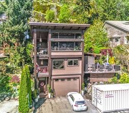 $1,050,000 - <strong>301 Woodhaven Dr, (Na Uplands)</strong><br>Nanaimo British Columbia, V9T 5M2