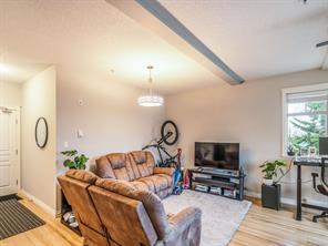 $420,000 - 2117 Meredith Rd<br>British Columbia, V9S 2N2