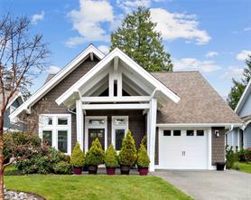 $988,000 - <strong>5251 Island Hwy, (PQ Qualicum North)</strong><br>Parksville/Qualicum British Columbia, V9K 2C1