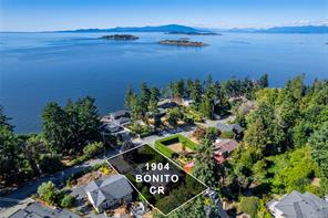 $1,285,000 - 1904 Bonito Cres<br>British Columbia, V9P 9S1