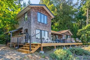 $1,595,000 - <strong>6641 Island Hwy, (PQ Bowser/Deep Bay)</strong><br>Parksville/Qualicum British Columbia, V0R 1G0