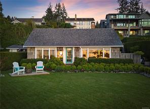 $4,395,000 - 321&322 Judges Row<br>British Columbia, V9K 1G6