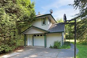 $1,320,000 - 1541 Philmonte Rd<br>British Columbia, V9M 4B2