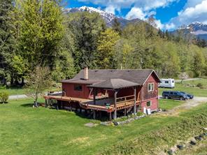 $3,100,000 - 1769 Sayward Rd<br>British Columbia, V0P 1R0