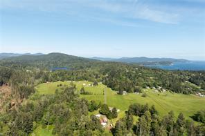 $2,800,000 - 2362 Kemp Lake Rd<br>British Columbia, V9Z 0R3