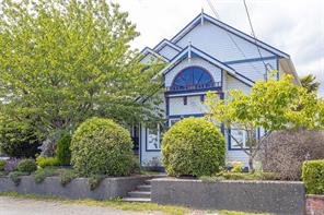 $944,000 - 9866 Willow St<br>British Columbia, V0R 1K0