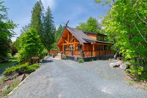 $699,000 - 5320 Mary St<br>British Columbia, V9Y 7H6