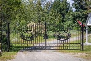 $1,750,000 - 450 & 460 Rembar Rd<br>British Columbia, V9K 2A4