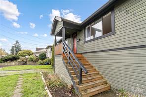 $599,000 - 401 Hamilton Ave<br>British Columbia, V9R 4E7