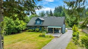 $709,900 - 6760 Wall St<br>British Columbia, V0R 1Y0