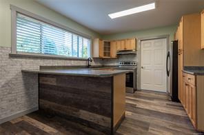 $689,900 - 564 Holm Rd<br>British Columbia, V9W 1W4