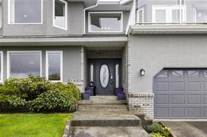 $879,000 - 2141 Woodthrush Pl<br>British Columbia, V9R 6V3