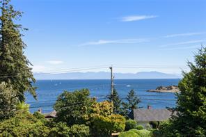 $935,000 - 3901 Hammond Bay Rd<br>British Columbia, V9T 1G4