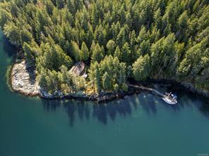 $1,998,000 - 651 Gorge Harbour <br>British Columbia, V0P 1Z0