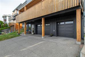 $1,149,900 - 1420 Farquharson Dr<br>British Columbia, V9N 9A4