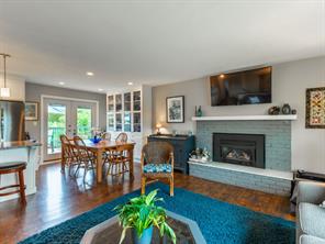 $615,000 - 4937 Regina Ave<br>British Columbia, V9Y 6W3