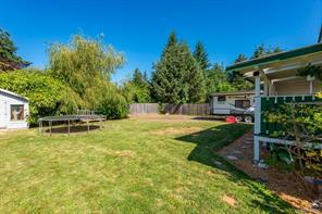 $489,000 - 3923 Wavecrest Rd<br>British Columbia, V9H 1H8