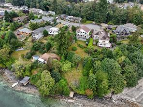 $839,900 - 10045 Beach Dr<br>British Columbia, V0R 1K1