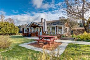 $1,499,000 - 2760 Ritten Rd<br>British Columbia, V9X 1W4