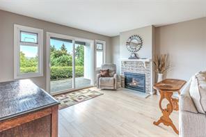 $384,900 - 218 Bowlsby St<br>British Columbia, V9R 5K1