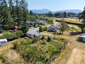 $974,500 - 5610 Chapman Rd<br>British Columbia, V9Y 8K3