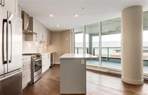 $767,000 - 3529 Dolphin Dr<br>British Columbia, V9P 9J7