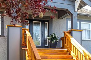 $1,300,000 - 95 Kennedy St<br>British Columbia, V0R 2H0