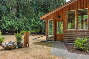 $849,000 - 500 Smelt Bay Rd<br>British Columbia, V0P 1K0