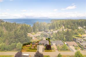 $1,100,000 - 2497 Nuttal Dr<br>British Columbia, V9P 9B4