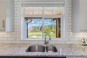 $1,599,800 - 1225 Korman Close<br>British Columbia, V0R 1V0