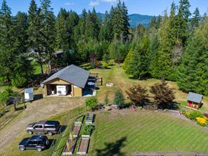 $1,265,000 - 5959 Lugrin Rd<br>British Columbia, V9Y 8K5