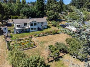 $1,049,000 - 1430 Leask Rd<br>British Columbia, V9X 1P8