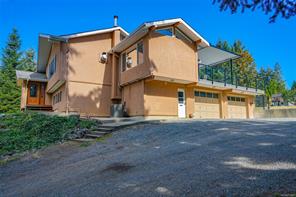 $1,199,000 - 5953 Stuart Ave<br>British Columbia, V9Y 9E6