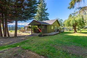 $909,000 - 5248 Island Hwy<br>British Columbia, V9J 1S7