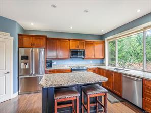 $999,900 - 1678 Meadowood Way<br>British Columbia, V9K 2S3