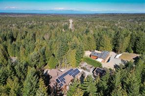 $1,449,999 - 1860 Ashling Rd<br>British Columbia, V9K 2V1