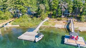 $1,560,000 - 7340 Lakefront Dr<br>British Columbia, V0R 2G1